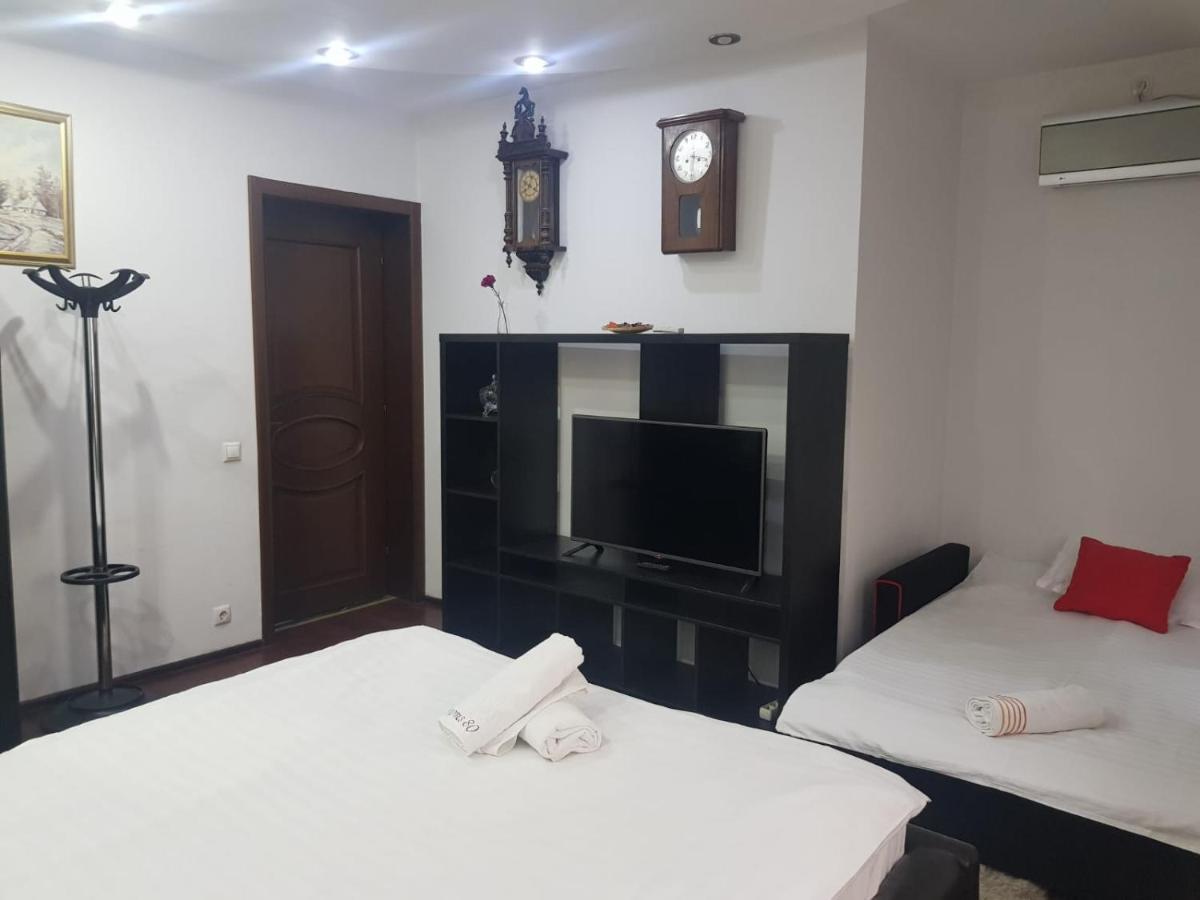 1St Floor National Arena Monza Studio Bukares Bagian luar foto